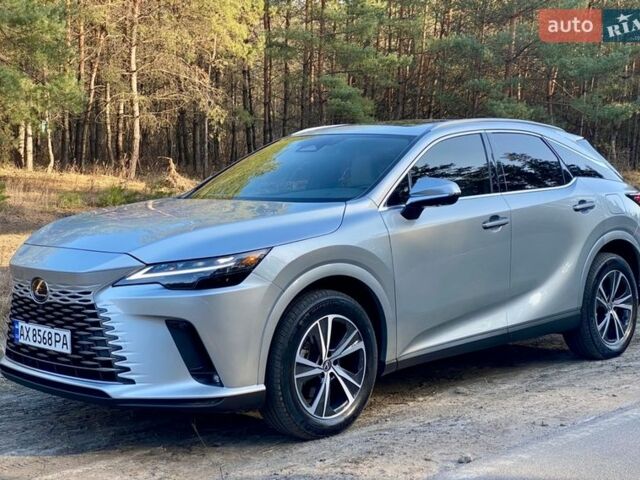 Серый Лексус РХ, объемом двигателя 2.5 л и пробегом 33 тыс. км за 63500 $, фото 1 на Automoto.ua