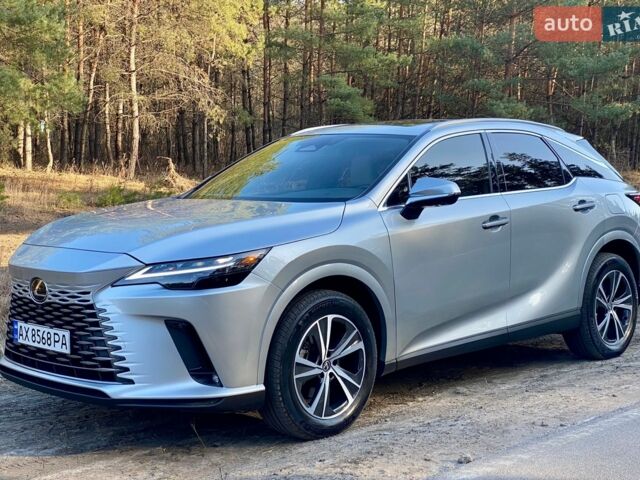 Сірий Лексус РХ, об'ємом двигуна 2.5 л та пробігом 33 тис. км за 59500 $, фото 1 на Automoto.ua
