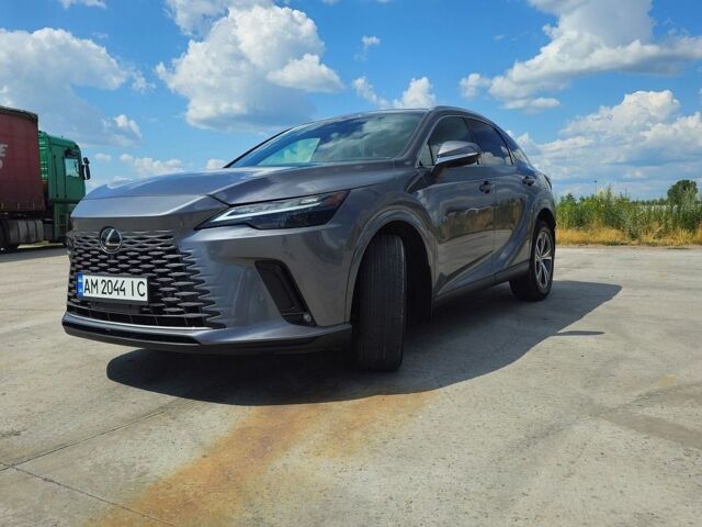 Сірий Лексус РХ, об'ємом двигуна 2.4 л та пробігом 15 тис. км за 47999 $, фото 1 на Automoto.ua