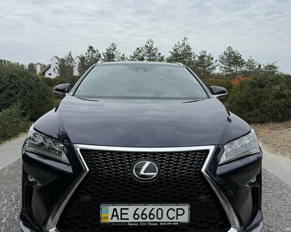 Синий Лексус РХ, объемом двигателя 2 л и пробегом 49 тыс. км за 39500 $, фото 1 на Automoto.ua