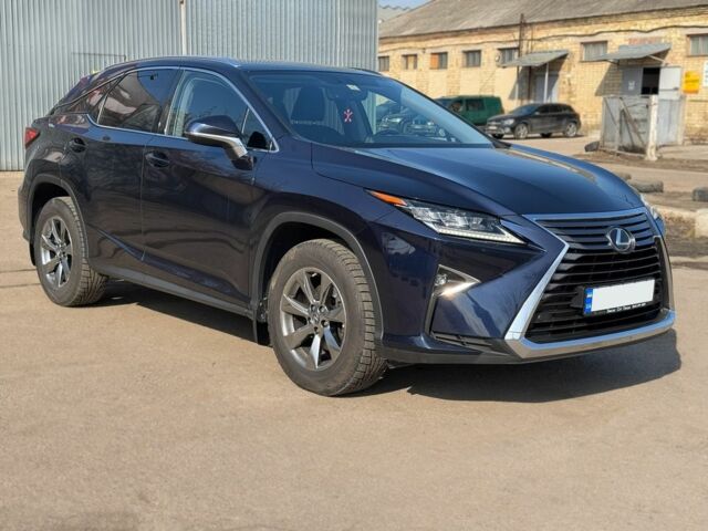 Синий Лексус РХ, объемом двигателя 2 л и пробегом 113 тыс. км за 34000 $, фото 1 на Automoto.ua