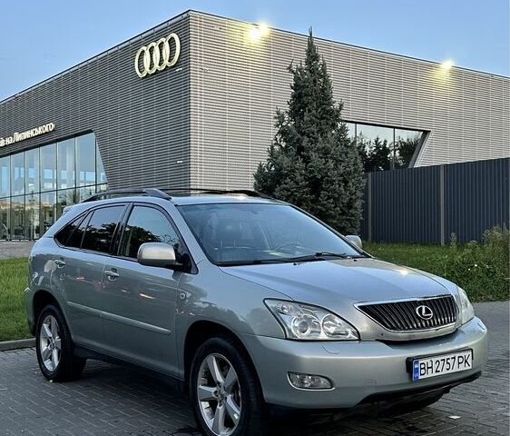 Зелений Лексус РХ, об'ємом двигуна 3.5 л та пробігом 274 тис. км за 10200 $, фото 1 на Automoto.ua