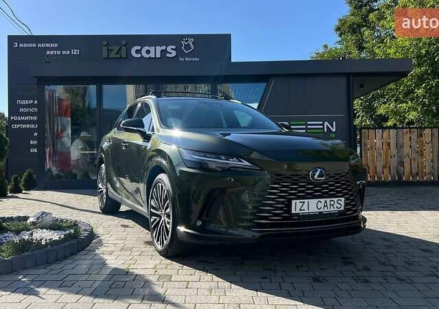 Зелений Лексус РХ, об'ємом двигуна 2.5 л та пробігом 16 тис. км за 64000 $, фото 1 на Automoto.ua