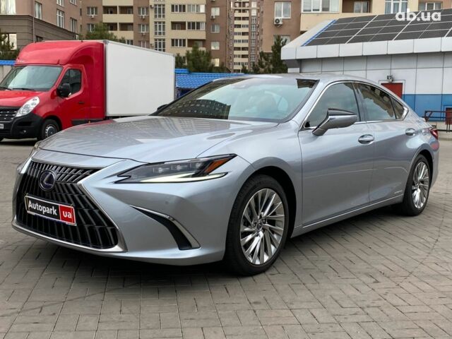 Серый Лексус С 350, объемом двигателя 25 л и пробегом 20 тыс. км за 48990 $, фото 1 на Automoto.ua
