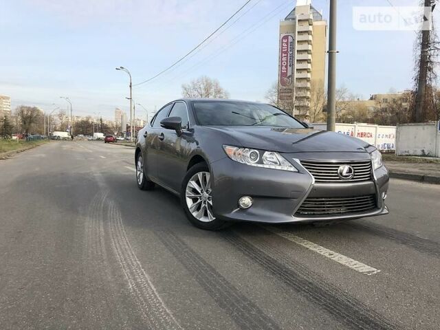 Сірий Лексус ES 300, об'ємом двигуна 2.5 л та пробігом 48 тис. км за 23000 $, фото 1 на Automoto.ua