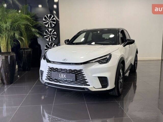 Лексус LBX, объемом двигателя 1.49 л и пробегом 0 тыс. км за 42260 $, фото 1 на Automoto.ua