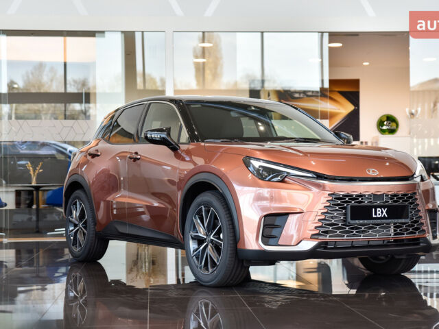 Лексус LBX, об'ємом двигуна 1.49 л та пробігом 0 тис. км за 42760 $, фото 1 на Automoto.ua