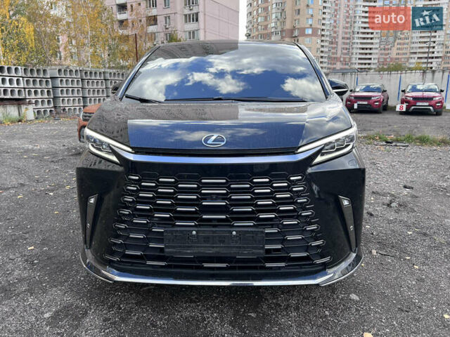 Чорний Лексус LM, об'ємом двигуна 2.5 л та пробігом 34 тис. км за 81300 $, фото 1 на Automoto.ua