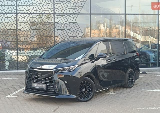 Чорний Лексус LM, об'ємом двигуна 2.49 л та пробігом 31 тис. км за 127813 $, фото 1 на Automoto.ua