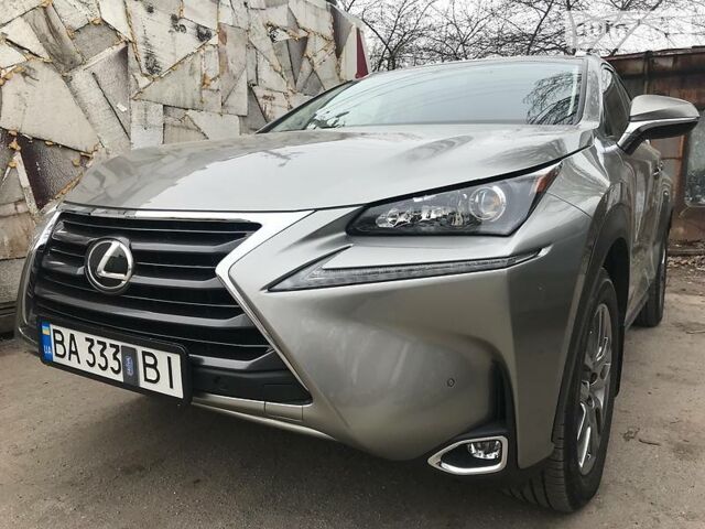 Сірий Лексус NX 200, об'ємом двигуна 2 л та пробігом 80 тис. км за 27800 $, фото 1 на Automoto.ua