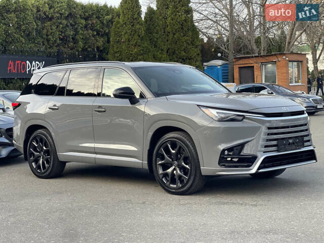 Сірий Лексус TX, об'ємом двигуна 2.4 л та пробігом 1 тис. км за 117000 $, фото 1 на Automoto.ua