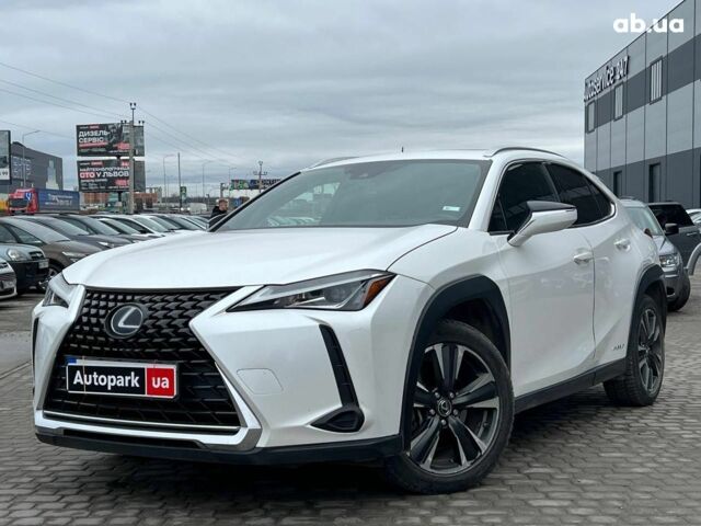 Белый Лексус UX, объемом двигателя 2 л и пробегом 86 тыс. км за 23390 $, фото 1 на Automoto.ua