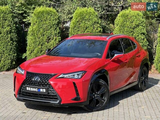 Лексус UX, объемом двигателя 2 л и пробегом 61 тыс. км за 24999 $, фото 1 на Automoto.ua