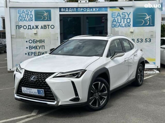 Лексус UX, об'ємом двигуна 0 л та пробігом 63 тис. км за 28590 $, фото 1 на Automoto.ua