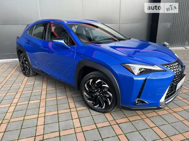 Лексус UX, об'ємом двигуна 0 л та пробігом 19 тис. км за 25000 $, фото 1 на Automoto.ua