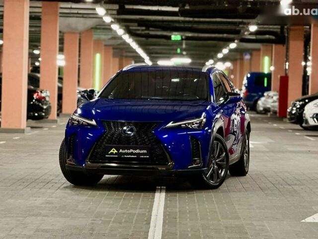 Лексус UX, объемом двигателя 0 л и пробегом 93 тыс. км за 32900 $, фото 1 на Automoto.ua