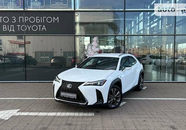 Лексус UX, объемом двигателя 0 л и пробегом 3 тыс. км за 39262 $, фото 1 на Automoto.ua