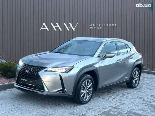 Лексус UX, объемом двигателя 0 л и пробегом 19 тыс. км за 24800 $, фото 1 на Automoto.ua