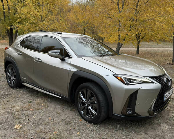 Лексус UX 2020 у Дніпро (Дніпропетровську) на Automoto.ua Сірий Лексус UX, об'ємом двигуна 2 л та пробігом 33 тис. км за 30900 $, фото 1 на Automoto.ua