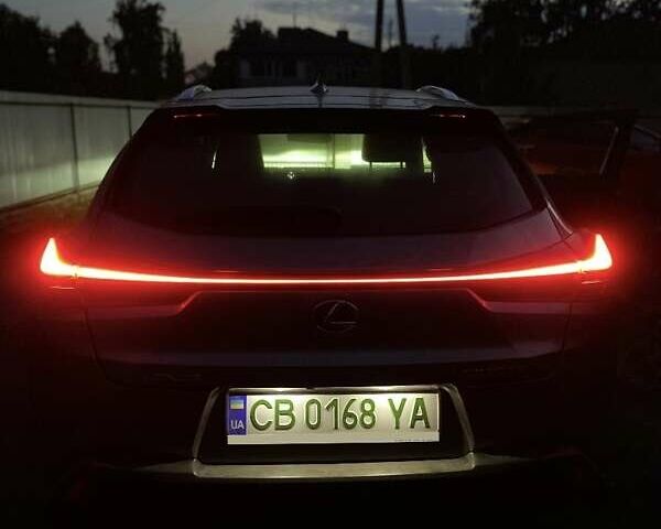 Сірий Лексус UX, об'ємом двигуна 0 л та пробігом 45 тис. км за 22699 $, фото 1 на Automoto.ua