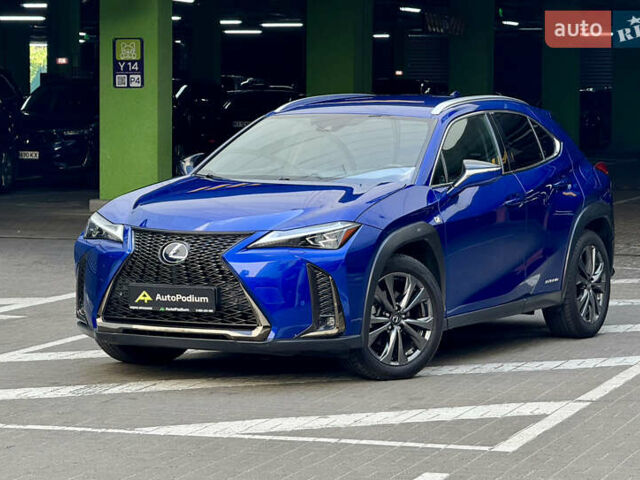 Синий Лексус UX, объемом двигателя 2 л и пробегом 93 тыс. км за 32000 $, фото 1 на Automoto.ua
