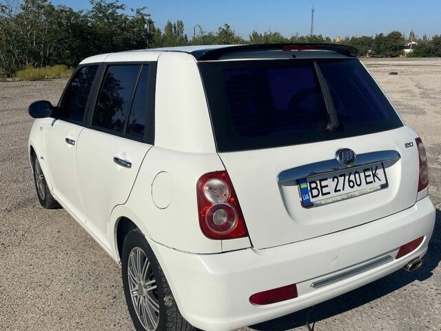 Білий Ліфан 320, об'ємом двигуна 1.34 л та пробігом 680 тис. км за 2000 $, фото 1 на Automoto.ua