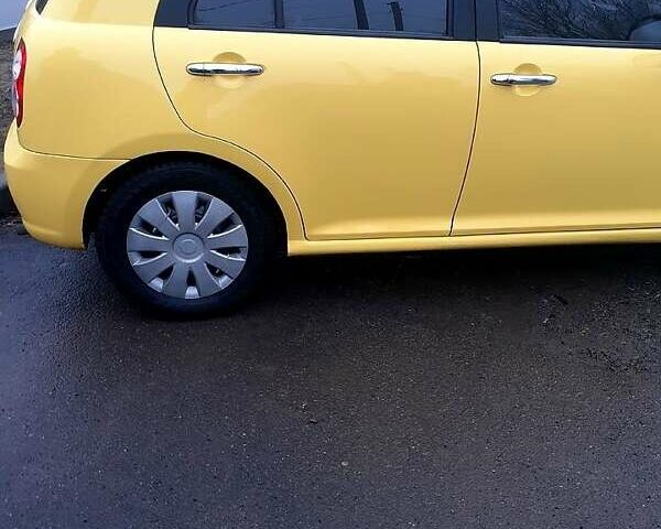 Желтый Лифан 320, объемом двигателя 1.3 л и пробегом 1 тыс. км за 2800 $, фото 1 на Automoto.ua