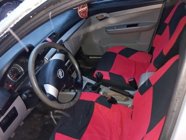 Сірий Ліфан 520, об'ємом двигуна 1.6 л та пробігом 3 тис. км за 1156 $, фото 1 на Automoto.ua