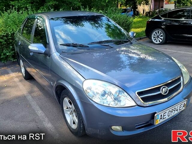Серый Лифан 520, объемом двигателя 1.3 л и пробегом 102 тыс. км за 1100 $, фото 1 на Automoto.ua