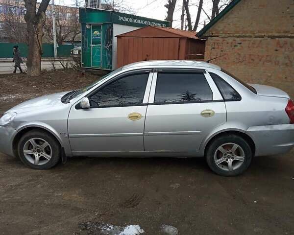 Серый Лифан 520, объемом двигателя 1.6 л и пробегом 212 тыс. км за 1800 $, фото 1 на Automoto.ua