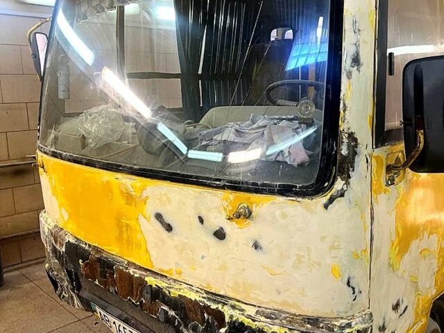 Жовтий Ліфан ЛФ, об'ємом двигуна 3.9 л та пробігом 0 тис. км за 3000 $, фото 1 на Automoto.ua