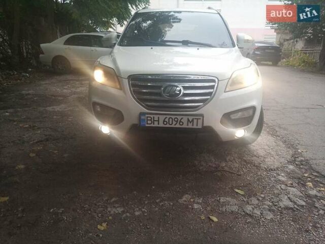 Белый Лифан Х60, объемом двигателя 1.79 л и пробегом 133 тыс. км за 4600 $, фото 1 на Automoto.ua
