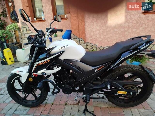 Белый Лифан JR 200, объемом двигателя 0 л и пробегом 6 тыс. км за 1400 $, фото 1 на Automoto.ua