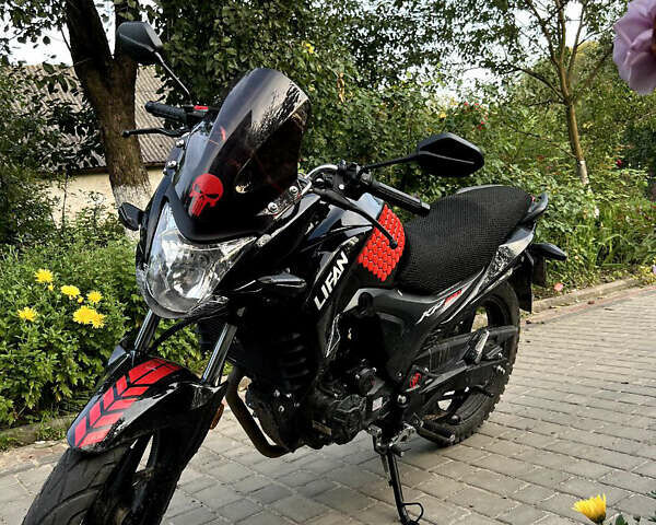 Чорний Ліфан KP 200, об'ємом двигуна 0.2 л та пробігом 4 тис. км за 1500 $, фото 1 на Automoto.ua
