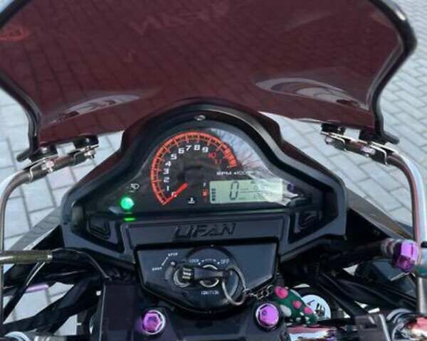 Чорний Ліфан KP 200, об'ємом двигуна 0.25 л та пробігом 4 тис. км за 1600 $, фото 1 на Automoto.ua