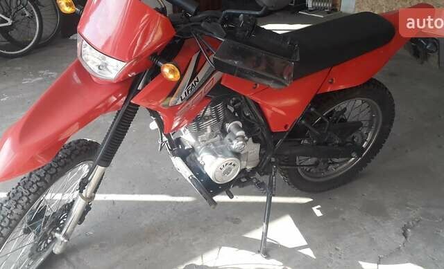 Красный Лифан KP 200, объемом двигателя 0 л и пробегом 7 тыс. км за 1300 $, фото 1 на Automoto.ua