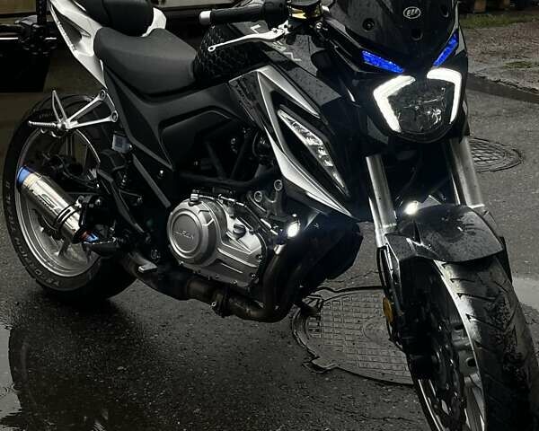 Ліфан KP 350 2020 у Чернівцях на Automoto.ua Чорний Ліфан KP 350, об'ємом двигуна 0.35 л та пробігом 13 тис. км за 3100 $, фото 1 на Automoto.ua