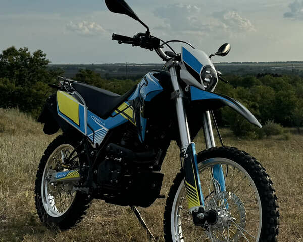 Черный Лифан KPX 250, объемом двигателя 0.25 л и пробегом 3 тыс. км за 1700 $, фото 1 на Automoto.ua