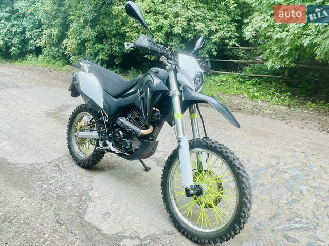 Чорний Ліфан KPX 250, об'ємом двигуна 0.25 л та пробігом 12 тис. км за 1450 $, фото 1 на Automoto.ua