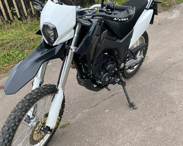 Лифан KPX 250, объемом двигателя 0.25 л и пробегом 7 тыс. км за 1446 $, фото 1 на Automoto.ua