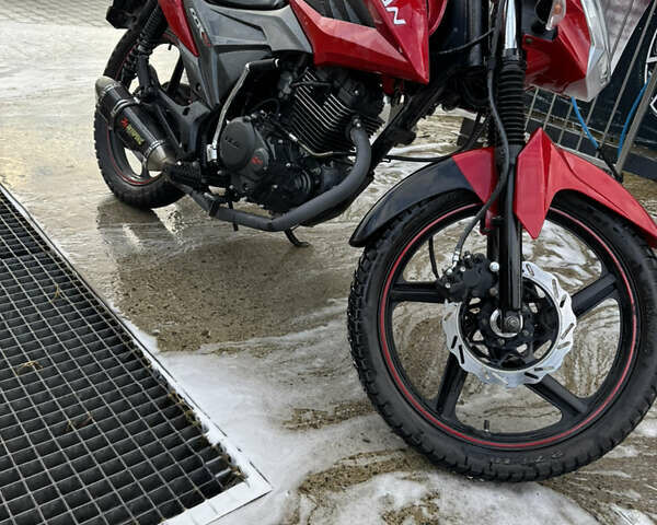 Красный Лифан LF150-2E, объемом двигателя 0.15 л и пробегом 8 тыс. км за 830 $, фото 1 на Automoto.ua