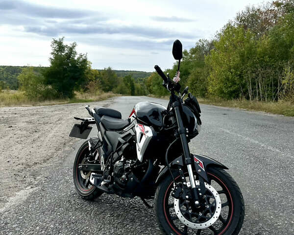 Чорний Ліфан SR 220, об'ємом двигуна 0.2 л та пробігом 4 тис. км за 1650 $, фото 1 на Automoto.ua