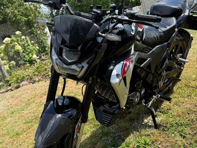 Черный Лифан SR 220, объемом двигателя 0.2 л и пробегом 10 тыс. км за 1400 $, фото 1 на Automoto.ua