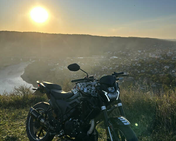 Черный Лифан SR 220, объемом двигателя 3.6 л и пробегом 10 тыс. км за 1450 $, фото 1 на Automoto.ua