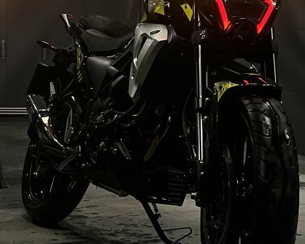 Чорний Ліфан SR 220, об'ємом двигуна 0.2 л та пробігом 5 тис. км за 1800 $, фото 1 на Automoto.ua