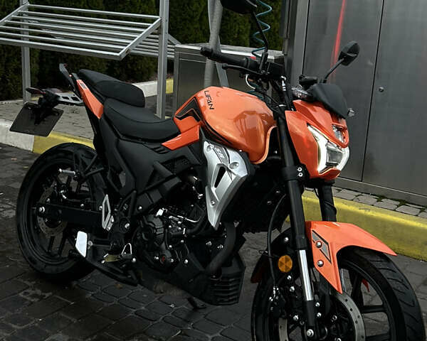 Оранжевый Лифан SR 220, объемом двигателя 0.2 л и пробегом 4 тыс. км за 1650 $, фото 1 на Automoto.ua