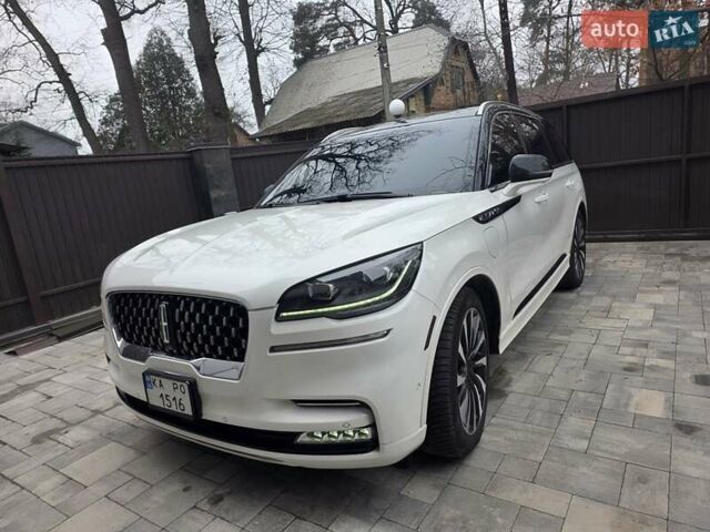 Белый Линкольн Авиатор, объемом двигателя 3 л и пробегом 60 тыс. км за 63000 $, фото 1 на Automoto.ua