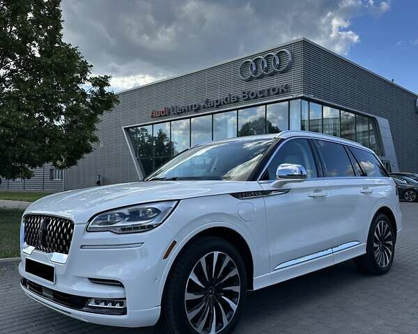 Белый Линкольн Авиатор, объемом двигателя 3 л и пробегом 79 тыс. км за 78500 $, фото 1 на Automoto.ua