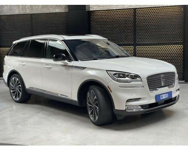 Линкольн Авиатор, объемом двигателя 0 л и пробегом 56 тыс. км за 35000 $, фото 1 на Automoto.ua