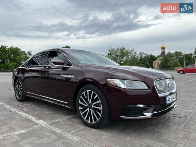Красный Линкольн Континенталь, объемом двигателя 2.69 л и пробегом 69 тыс. км за 19400 $, фото 1 на Automoto.ua